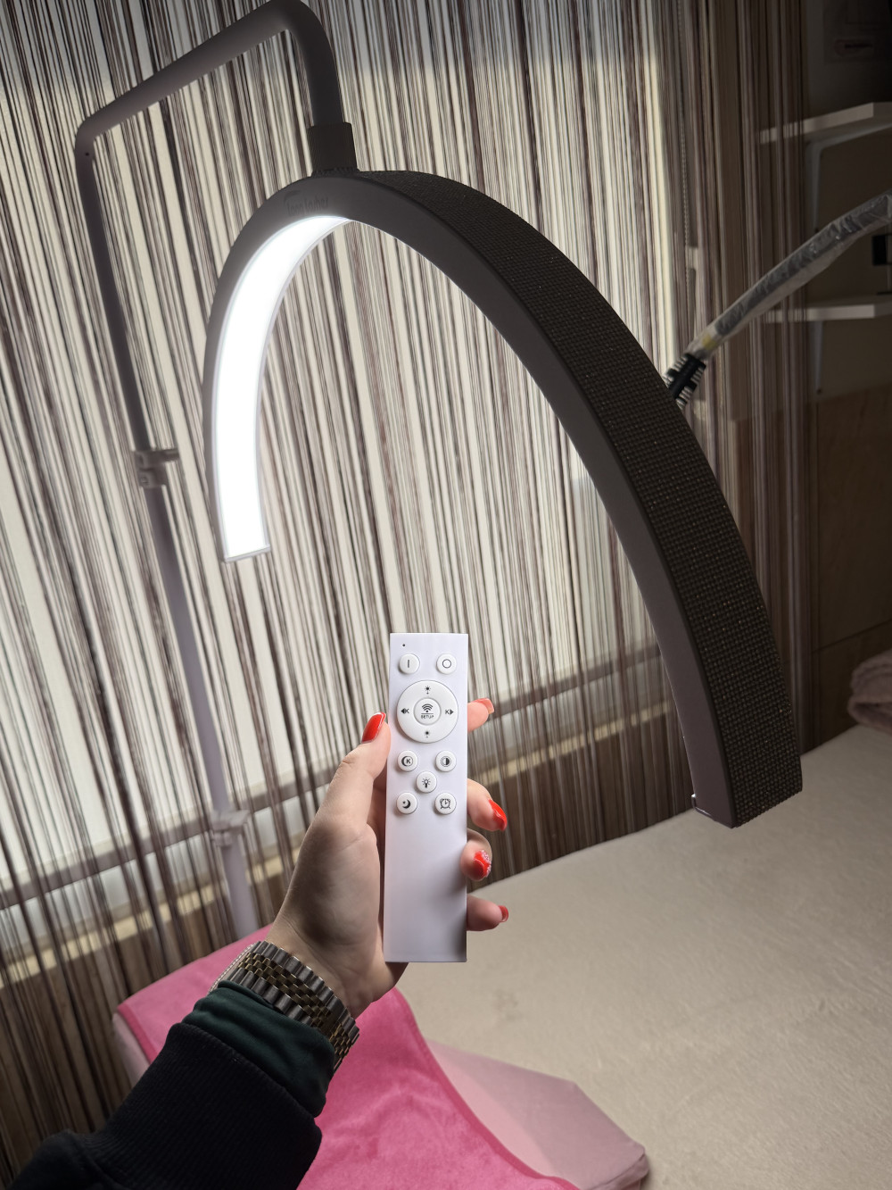 Long Lashes Luxury Moon Pro szempillás lámpa -fehér
